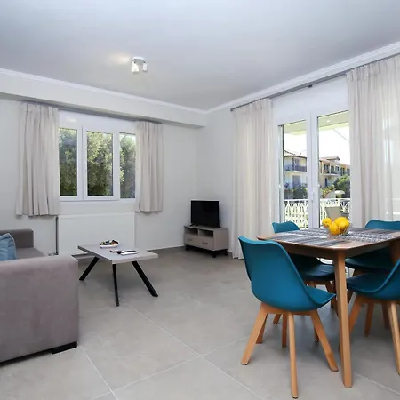 Aquavibe House